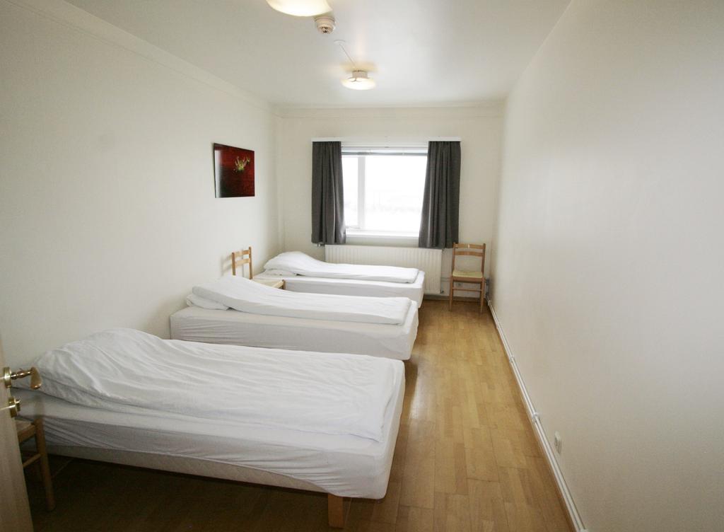 Akranes Hi Hostel - Staywest Exterior photo