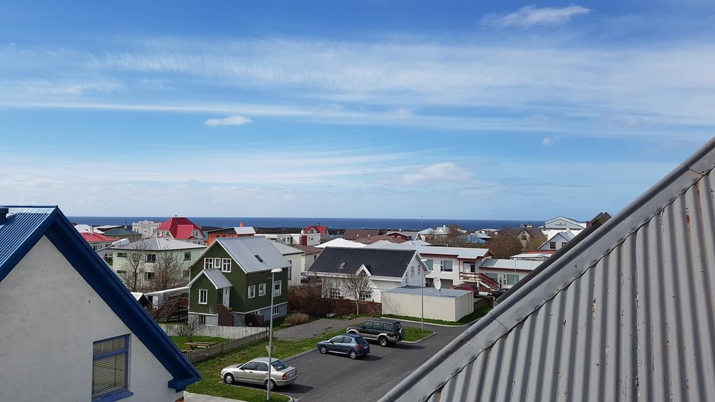 Akranes Hi Hostel - Staywest Exterior photo