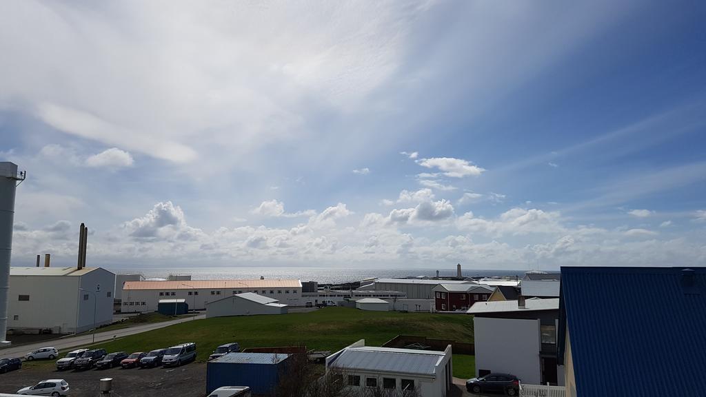 Akranes Hi Hostel - Staywest Exterior photo